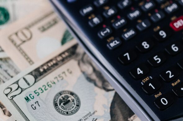 pexels-karolina-grabowska-4386406